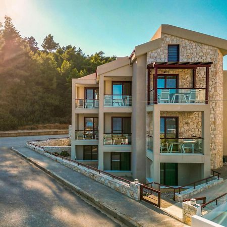 Elpiniki Luxury Rooms 네아 포티데아 외부 사진