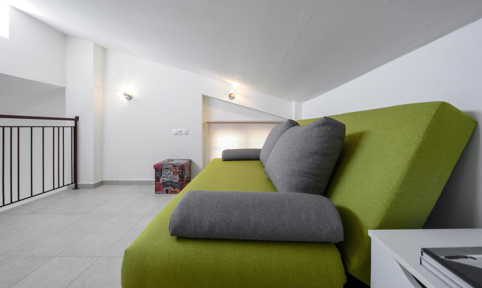 Elpiniki Luxury Rooms 네아 포티데아 외부 사진