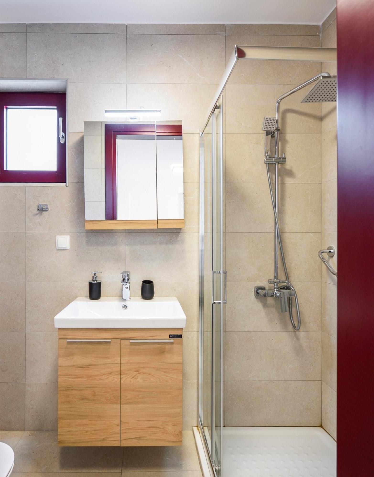 Elpiniki Luxury Rooms 네아 포티데아 외부 사진